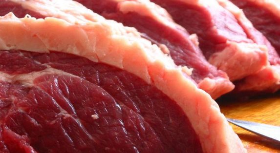 Poderosa técnica caseira para amaciar a carne de segunda